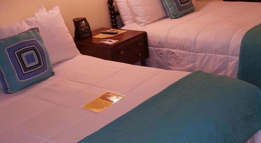 The Caribbean Court Boutique Hotel Vero Beach Exteriör bild