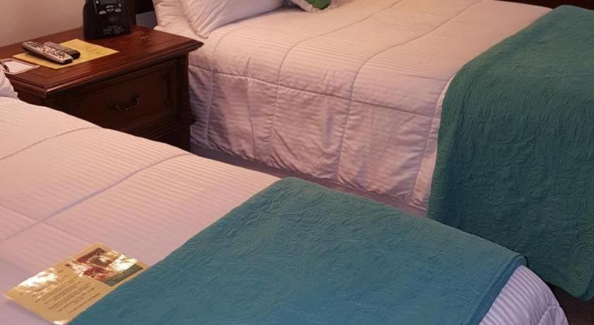 The Caribbean Court Boutique Hotel Vero Beach Exteriör bild