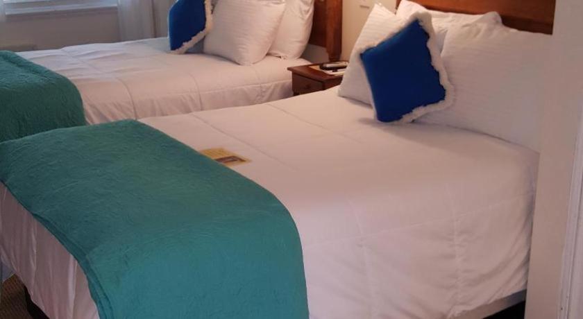 The Caribbean Court Boutique Hotel Vero Beach Exteriör bild