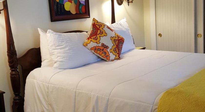 The Caribbean Court Boutique Hotel Vero Beach Exteriör bild